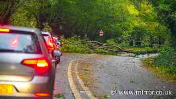 Storm Austen - live: New amber weather warning and 'move to higher ground' alert