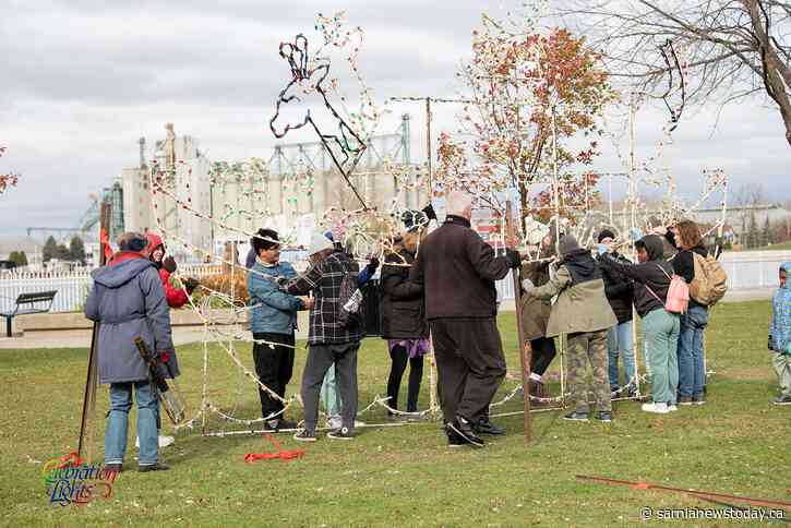 Volunteers needed for Celebration of Lights setup