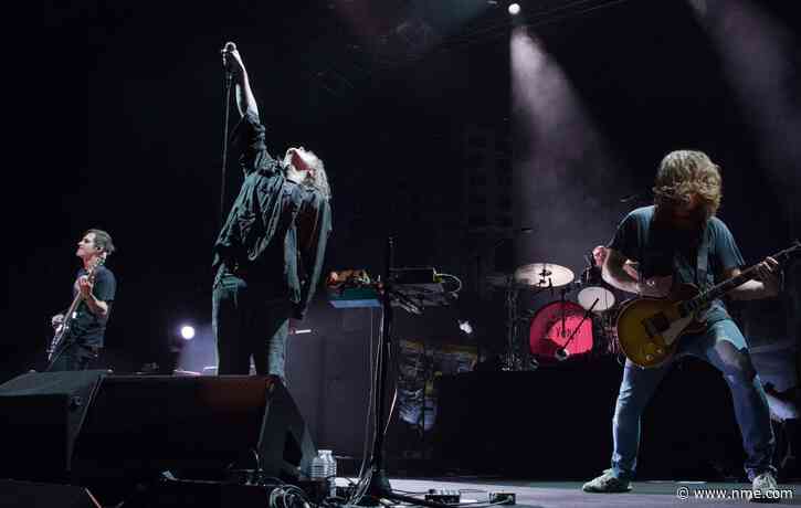 Watch My Chemical Romance bring out ‘Dallas Cowboys Cheerleaders’ for ‘Teenagers’ at Hollywood Bowl