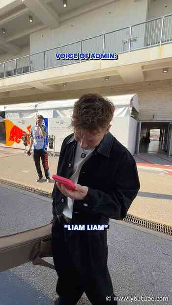 Can’t tell which message he preferred… 🤭 #F1 #VCARB