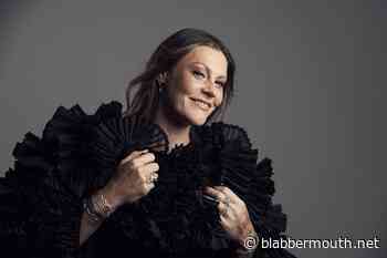 Ex-NIGHTWISH Singer FLOOR JANSEN Releases New Solo Single 'Everything Is Moving On' From Upcoming 'Hytress' Album