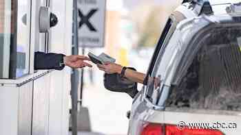 Searches of cellphones, laptops by U.S. customs up more than 32% so far this year