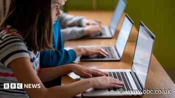Councillors warn against devices replacing teaching in schools