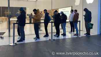I went to Apple iPhone Duo launch in Liverpool ONE and one thing surprised me