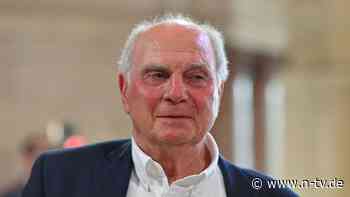 "Ernstes Gespräch" mit Karl: Uli Hoeneß ist "verliebt" und hat "etwas Angst vor der Zukunft"