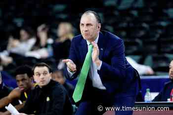 Former Siena coach Carmen Maciariello joins Army as assistant