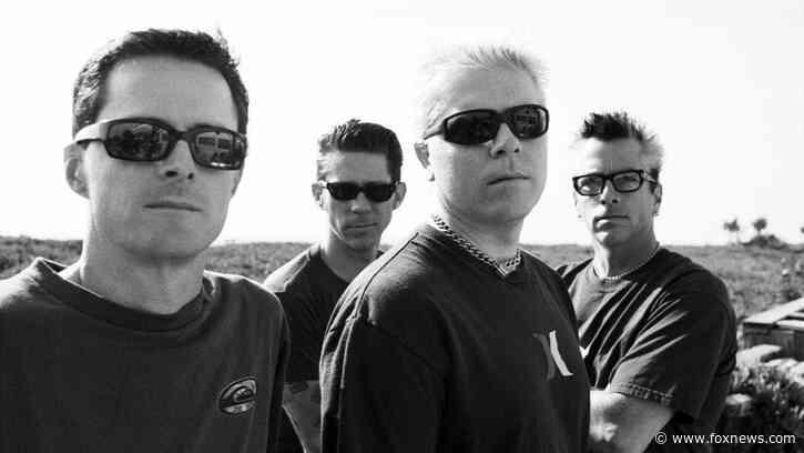 The Offspring guitarist Kevin ‘Noodles’ Wasserman steps away from touring over ‘serious health issue’
