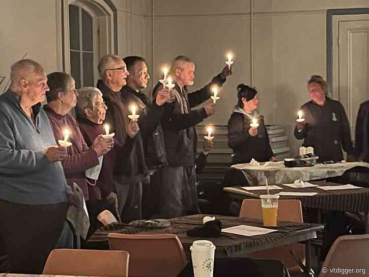 At vigil, memories of two who died while unhoused and a call for change