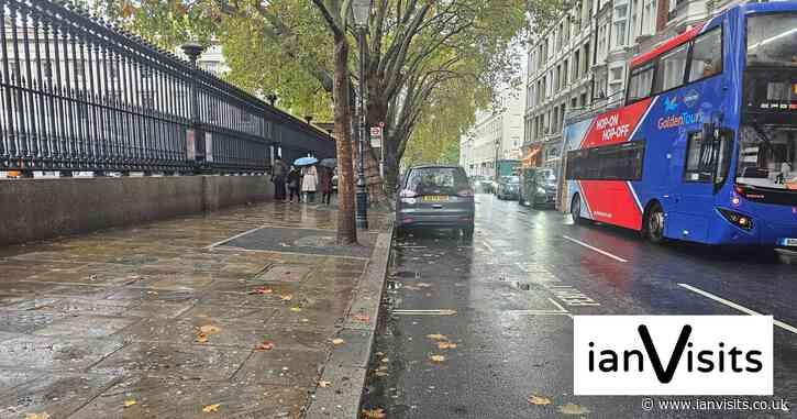 Plans to widen the pavement outside the British Museum’s main entrance