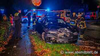 BMW kollidiert mit Moia im Eilbektal – Fahrzeug landet im Vorgarten