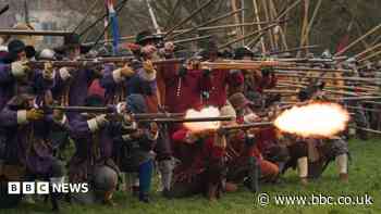 Civil War sieges dragged ordinary folk into war, says curator