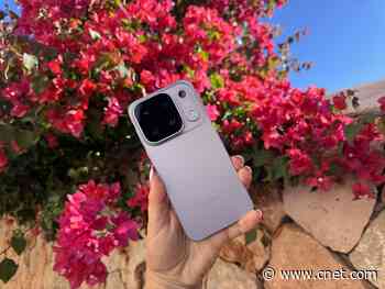 America, You Can’t Get This Powerhouse Phone. It’s a Shame