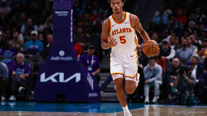 Hawks showcase defensive potential in franchise-record win at Hornets