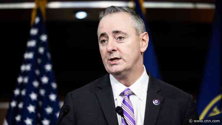GOP and Democrats fight for swing voters in a crucial Pennsylvania district