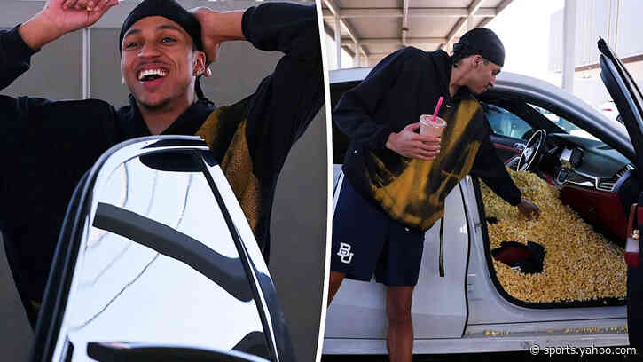 Cameron Carr gets a kernel of Lakers rookie treatment