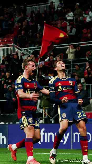 Sergi's first goal of the night 🫡