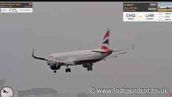 Storm Boelo: Planes battle strong winds as they attempt to land at Heathrow
