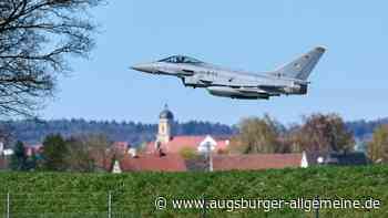 Geschwader kündigt Militärübung und Nachtflüge an
