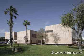 "Camposoto" Health Center / Estudio Suárez Corchete
