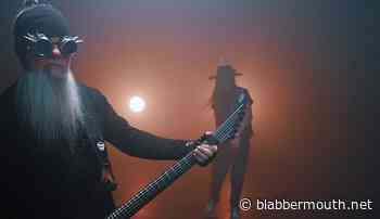 MUDVAYNE Guitarist GREG TRIBBETT Releases Debut Single From DEAD WYTE Project