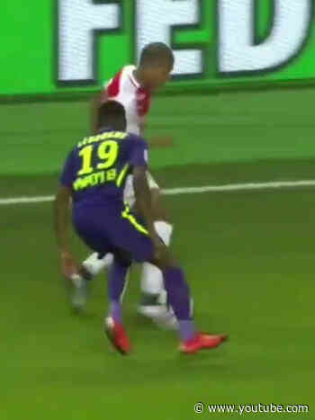 Mbappé’s brothers 🫶 #football #ligue1 #foot #psg #footballshorts #soccer #sports #skills #shorts