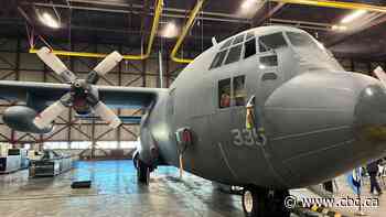 Military plane retirement feels like 'saying goodbye to one of our family members' for Winnipeg's 17 Wing