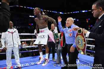 Arum Claims Emanuel Navarrete Was Leading O’Shaquie Foster Before Final Round Beatdown