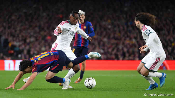🚨 Flick forced into early change: Barça star injured early in Clásico