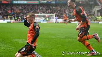 Aussie star Zac Sapsford might just be the striker who can fire Dundee United into the top three