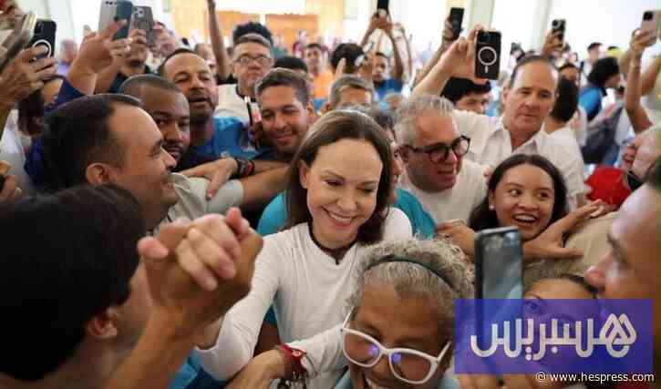عودة "زعيمة المعارضة" إلى فنزويلا