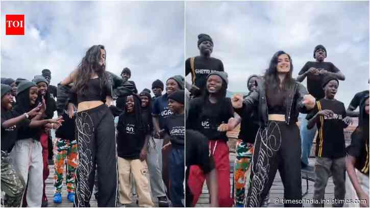 Bhagyashri Borse dances with triplets Ghetto kids