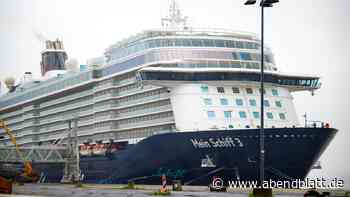 „Mein Schiff 3“ kollidiert mit zwei Containerschiffen – Reise auf Kanaren abgesagt