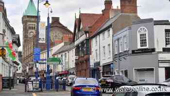 Masked men target Abergavenny bank