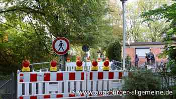 28-Jähriger will auf gesperrte Brücke in Augsburg klettern – und stürzt in Kanal