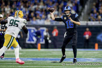 NFL Week 7: A divisional duel in Detroit, and Aaron Rodgers keeps winning