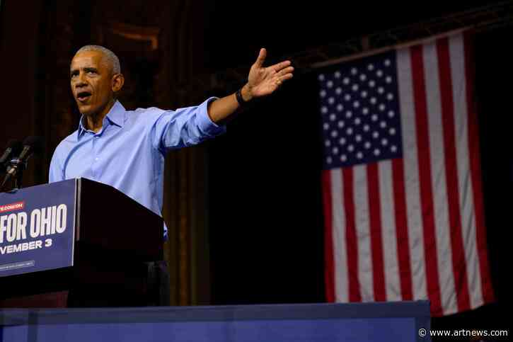 Former Presidents Obama, Clinton Mock Trump’s White House Interiors With Comparisons to ‘Saddam Hussein’ and ‘Liberace’s Bathroom’