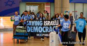 Nederlandse Israëliërs reizen voor honderden euro’s naar Israël om morgen tegen Netanyahu te stemmen