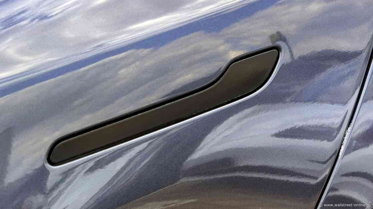 Klagen und Millionen-Rückruf: Teslas Türgriff-Problem: Türen bleiben bei Unfällen zu – Mega-Klagen drohen!