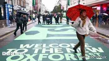 What is walking down the newly pedestrianised Oxford Street like?