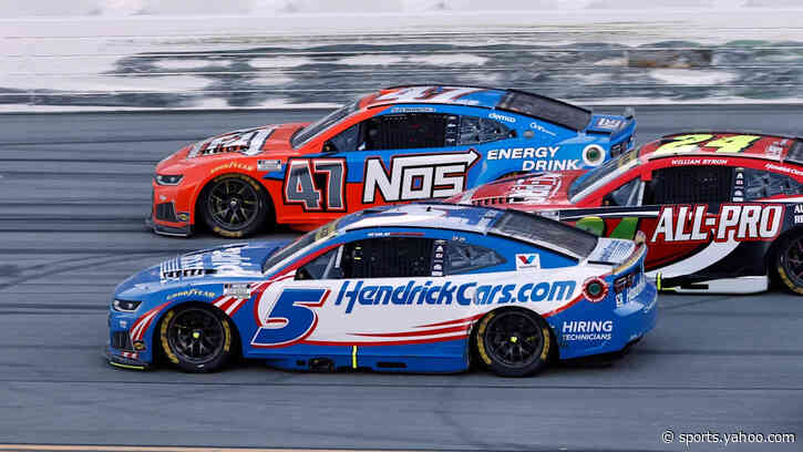 Chase leader Kyle Larson has easier path to 3rd NASCAR championship after surviving Talladega chaos