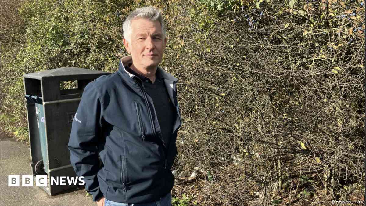 Weary driver creates AI 'litter-tracking dashcam'