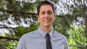 Evan Burgess in the lead in Woolwich Township mayoral race