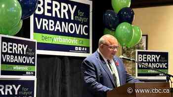 Berry Vrbanovic re-elected as mayor of Kitchener for 4th term