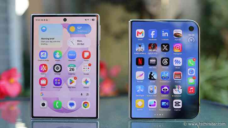 Apple iPhone Duo vs Samsung Galaxy Z Fold 8: a big battle of small differences