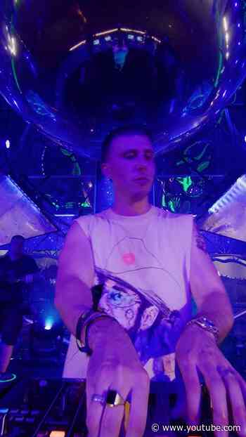 D-Sturb took us on a musical journey during his legendary opening set at The Gathering last summer.
