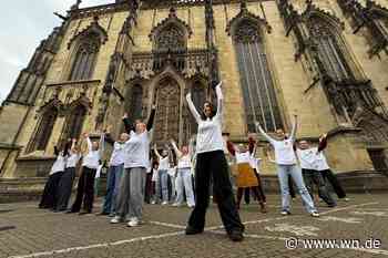 Warum 40 Menschen plötzlich vor der Lambertikirche tanzten