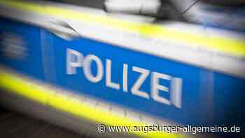 Kind rennt auf Straße und wird angefahren