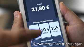 Trinkgeld im Restaurant geben: Kommt das Geld überhaupt beim Kellner an, wenn ich mit Karte zahle?