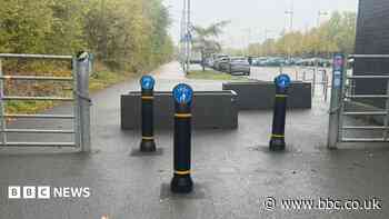 Parkrun event cancelled over planters on route