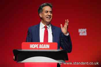 Miliband ‘deeply concerned’ after MPs say they were detained on way to West Bank